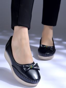 Shoetopia - Bow Detailed Casual Black Loafers For Girls