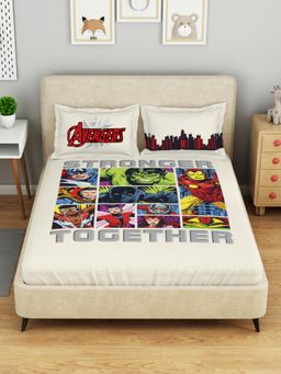 SPACES - Marvel Avengers 100% Cotton 132Tc Large Kids Bedsheet with 2 Pillow Covers
