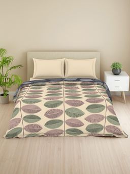 Welspun - Lume Microfiber 100 Gsm Percale Weave Floral Double Quilt - Green