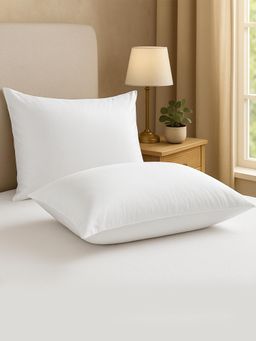 Welspun - Dream Nest Virgin Microfiber 90 Gsm Plain Weave Solid 2 Pillows - White