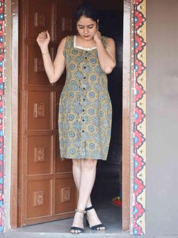 Sundarii - Melon - Green Cotton Printed Dress
