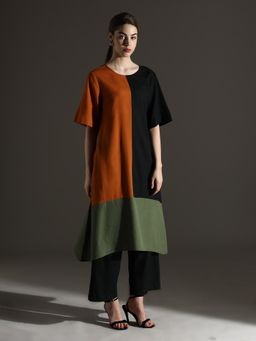 Dora Dori - Relaxed Fit Black Colorblocked Cotton Linen Round Neck Kurta With Trouser