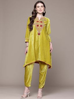 Aarke Ritu Kumar - Green Embroidered Round Neck Kurta with Pant