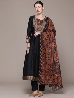 Aarke Ritu Kumar - Black Embroidered Round Neck Kurta Pant With Dupatta