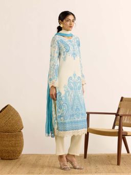 Aarke Ritu Kumar - Cream Paisley Round Neck Kurta Pant With Dupatta