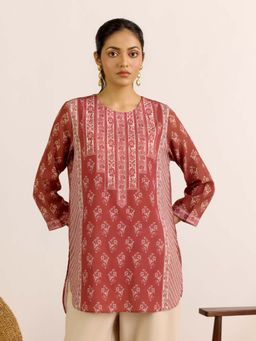 Aarke Ritu Kumar - Peach Floral Round Neck Kurti