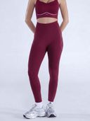 Maroon color option, Currently selected