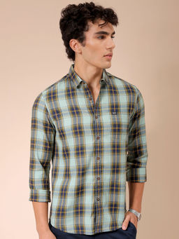 The Indian Garage Co - Men Checks Cutaway Collar Casual Shirt Green