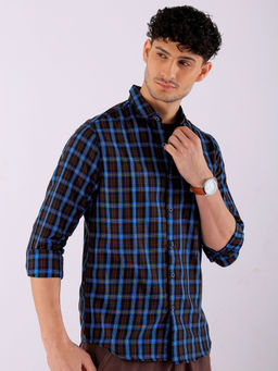 The Indian Garage Co - Men Checks Cutaway Collar Casual Shirt Navy Blue