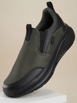 AVANT - Men Pace Walk Walking Shoes - Olive
