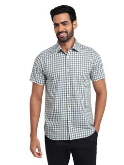 ColorPlus - Men Green Pure Cotton Collar Neck Regular Fit Shirt