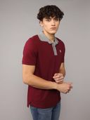 Maroon color option, Currently selected