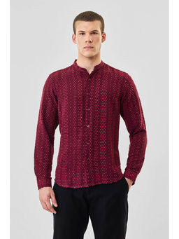 Snitch - Burgundy Textured Full Sleeves Slim Casual Shirt
