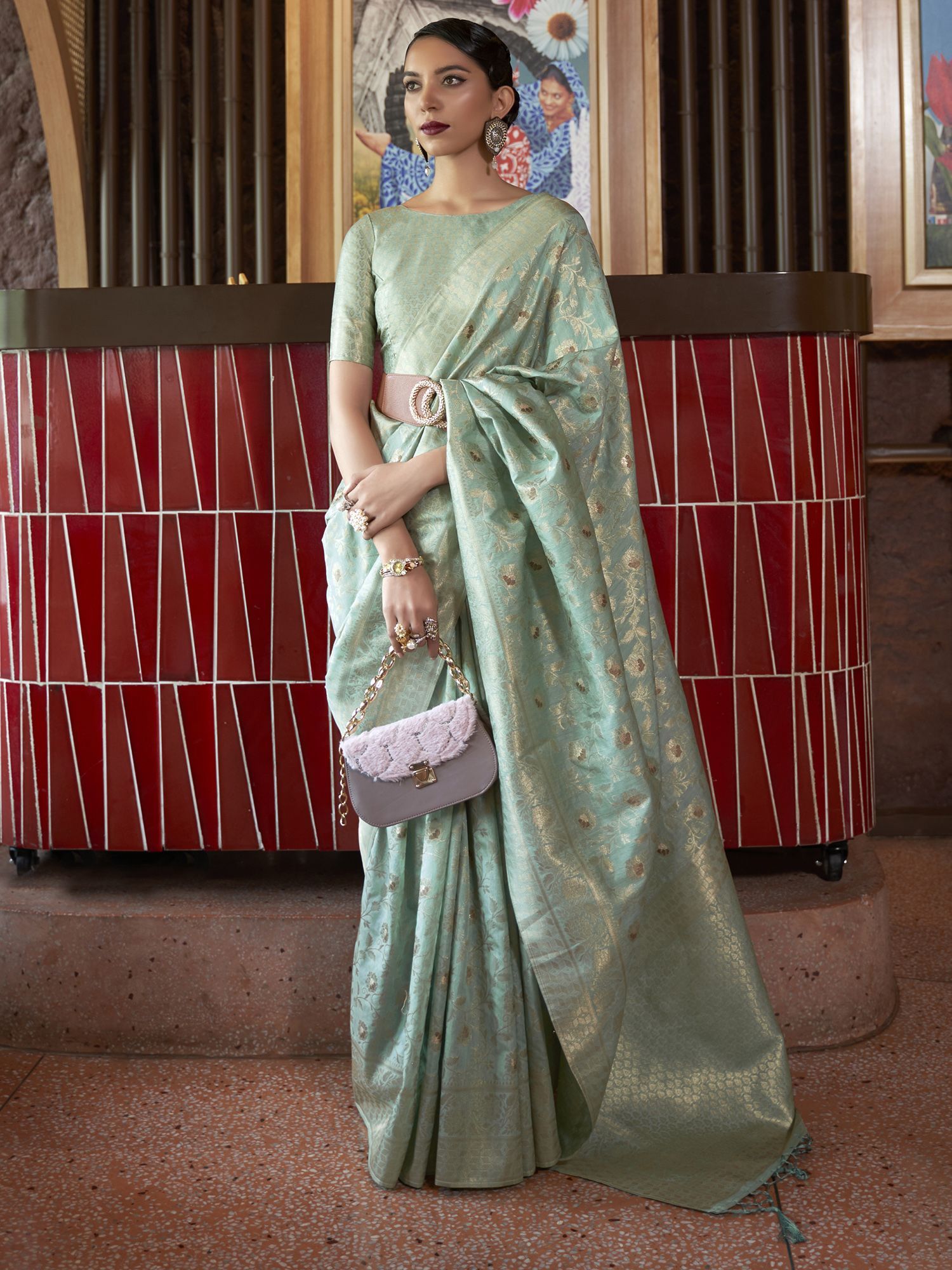 Womens Silk Blend Sea Green Woven Designer Saree with Unstitched Blouse-image-5