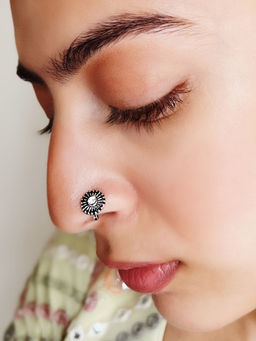 Azai by Nykaa Fashion - Oxidised Silver Patterned Nose Ring