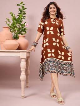 InWeave - Rust Abstract Border Peter Collar Dress
