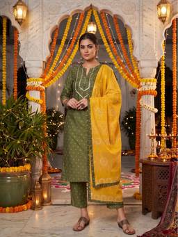 Ahalyaa - Green Silk Blend Printed Kurta and Pant with Dupatta