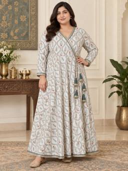 A plus by Ahalyaa - Off White Women's Traditional wear Ethnic Dress