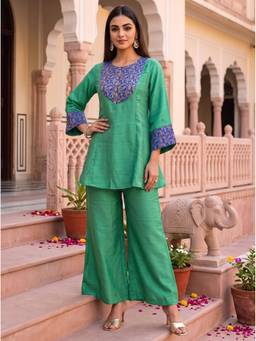 Dora Dori - Green Silk Co-ord Set
