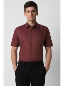 Van Heusen - Men Maroon Regular Fit Textured Half Sleeves Wedding Shirt