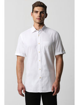 Van Heusen - Men White Slim Fit Solid Half Sleeves Casual Shirt