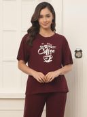 Maroon color option, Currently selected