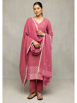 Sutra Art of Clothing - Dusty Rose Cross Motifs Jamdani Kurta Set With Dupatta