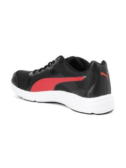 Puma - Black Voyager Running Shoes