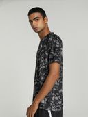 Black color option, Sold out, Currently selected