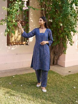 Naaz By Noor - Kikli Blue Embroidered Kurta with Pant (Set of 2)