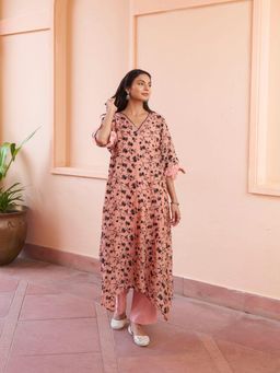 Naaz By Noor - Kikli Dusky Peach Embroidered Kurta with Pant (Set of 2)