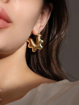 Sohi - Women The Gold Coronea Hoop Earrings