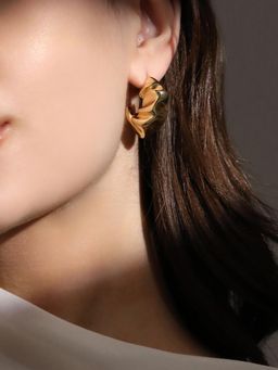 Sohi - Women The Gold Crumble Half Hoop Earrings