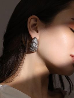 Sohi - Women The Silver Dented-Swirl Hoop Earrings