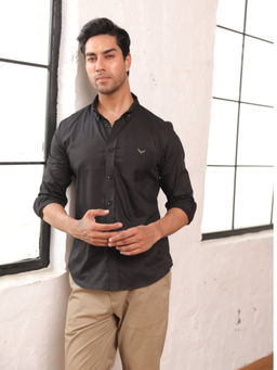 Perch - Men Dark Black Cotton Solid Shirt