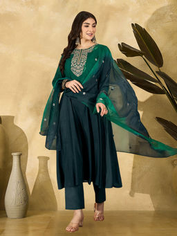 KVS FAB - Green Shaded Italian Silk Kurta with Pant & Dupatta
