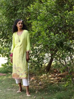 Kahani Lush - Green Printed Kurta & Pant (Set of 2)