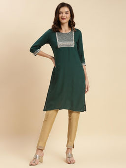 Rangita - Women Green Rayon Embroidered Knee Length Straight Kurta