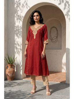 Aurelia - Women’s Maroon Zari Embroidered A-line Kurta