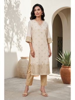Aurelia - Women’s Cream Woven Jacquard Straight Kurta