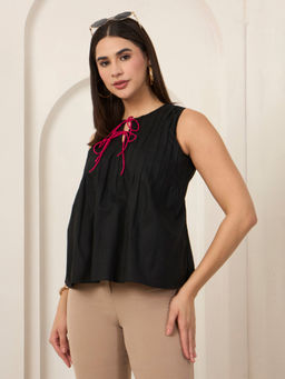 SALVIA SKY - Black Pleated Poplin Regular Top