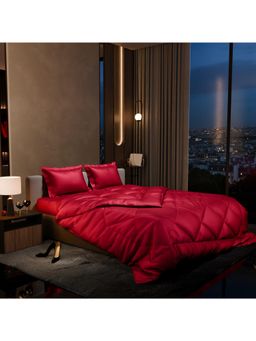 Stoa Paris - Date Night Flirty Red Double Comforter
