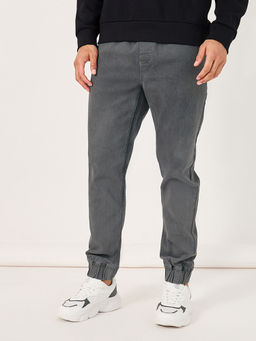 Styli - Men Solid Slim Fit Joggers