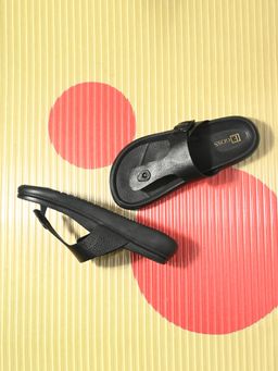 EGOSS - ASPEERIO Premium Comfortable Leather Slip On Black Sandals for Men