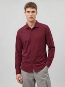Maroon color option