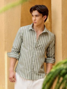 CAHOOT - Men Sage Green Striped Full Sleeves Regular Fit Casual Shirt
