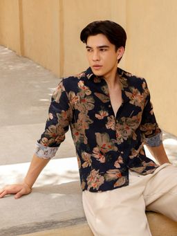 CAHOOT - Men Navy Blue Floral Print Full Sleeves Regular Fit Casual Shirt