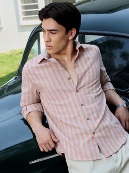CAHOOT - Men Light Pink Striped Full Sleeves Regular Fit Casual Shirt