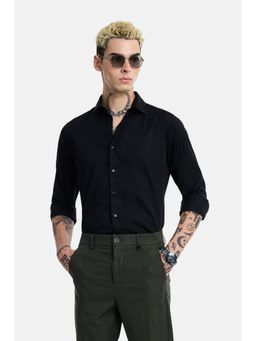 Snitch - Black Solid Full Sleeves Slim Formal Shirt for Men