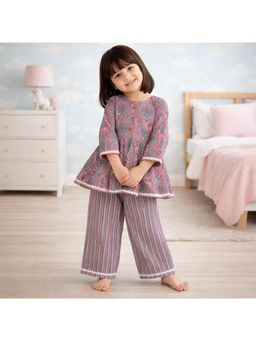 The Magic Wand - Three Fourth Sleeves Ric Rac Laced Printed Top And Pant - Pink